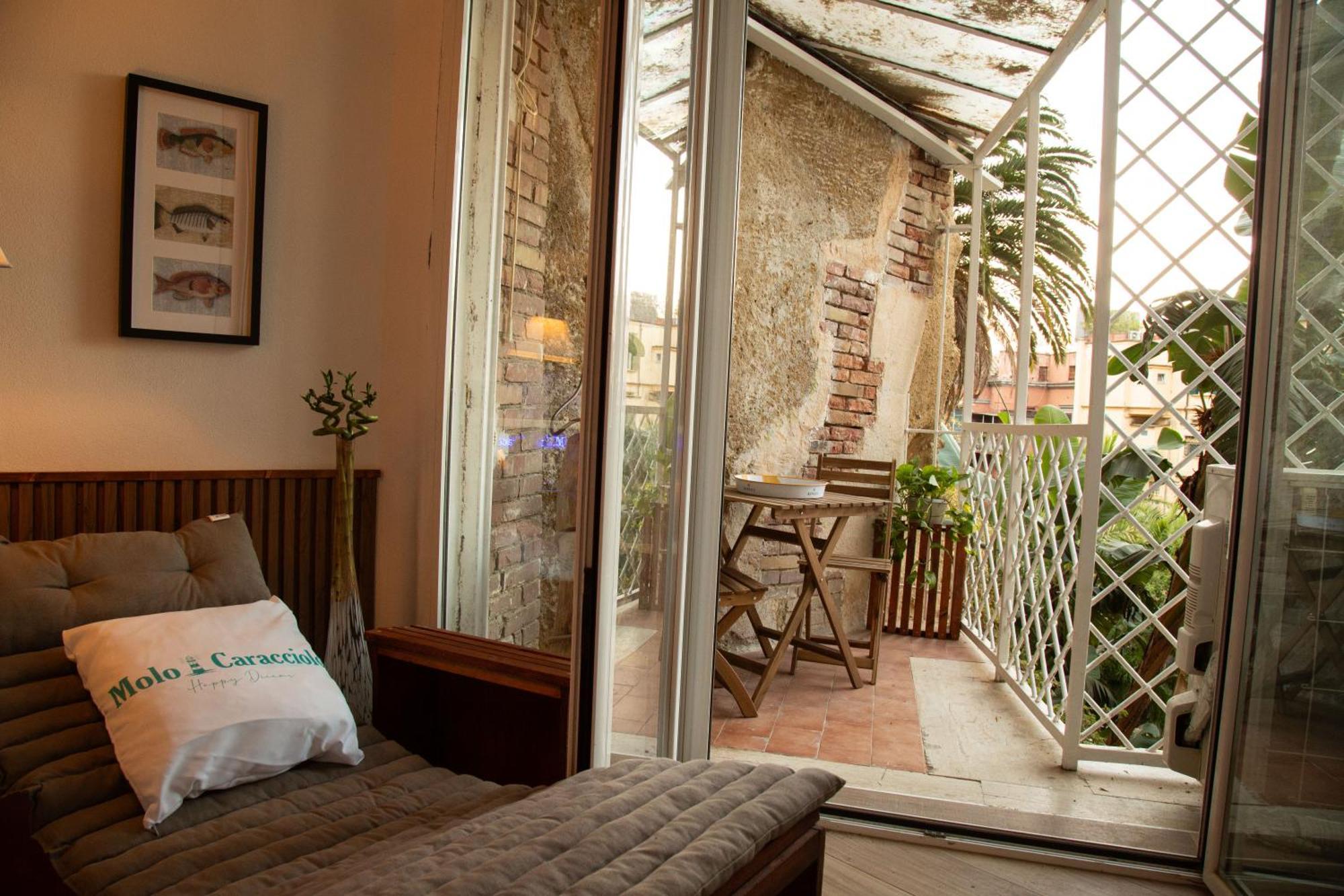 Molo Caracciolo Apartment Napoli Ngoại thất bức ảnh