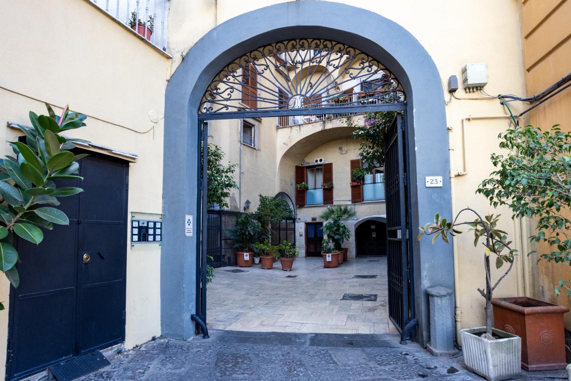 Molo Caracciolo Apartment Napoli Ngoại thất bức ảnh